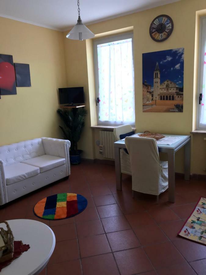 Centralhouse Spoleto Buitenkant foto