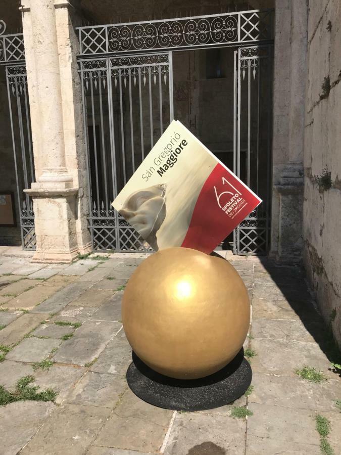 Centralhouse Spoleto Buitenkant foto